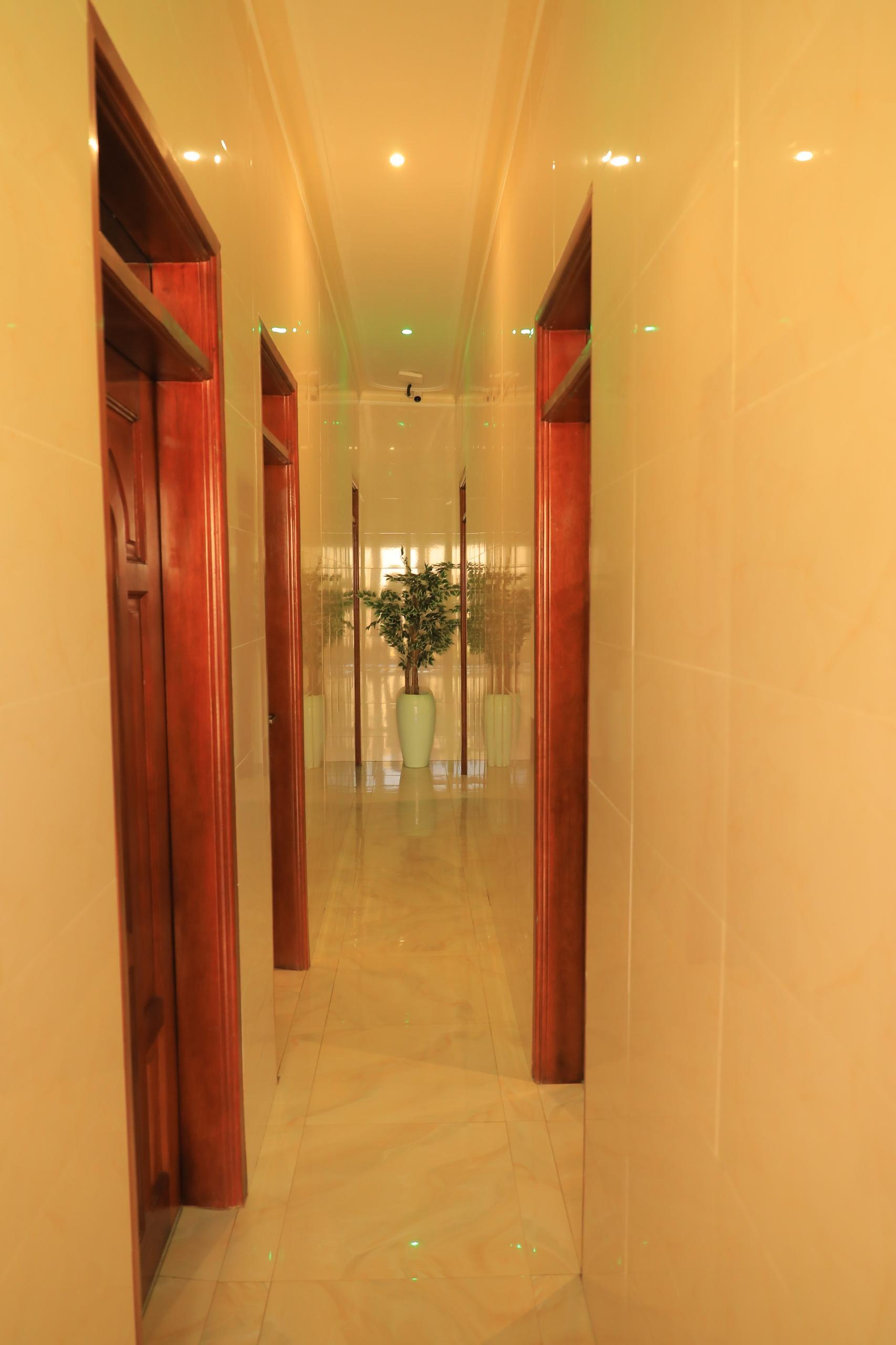 Room Detail